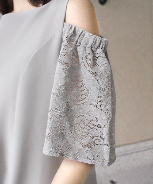 RANDA（ランダ）の「オープンショルダーAラインワンピース（ワンピース・レディース・ブラック/ベージュ/ブルー・0/1）」の7枚目の写真