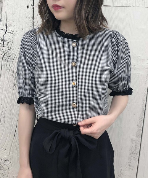 one after another NICE CLAUP（ワンアフターアナザーナイスクラップ）の「いろいろ釦ブラウス（シャツ/ブラウス・レディース・ブラック/オフホワイト/アイボリー/チェック/ライトベージュ・FREE）」の5枚目の写真