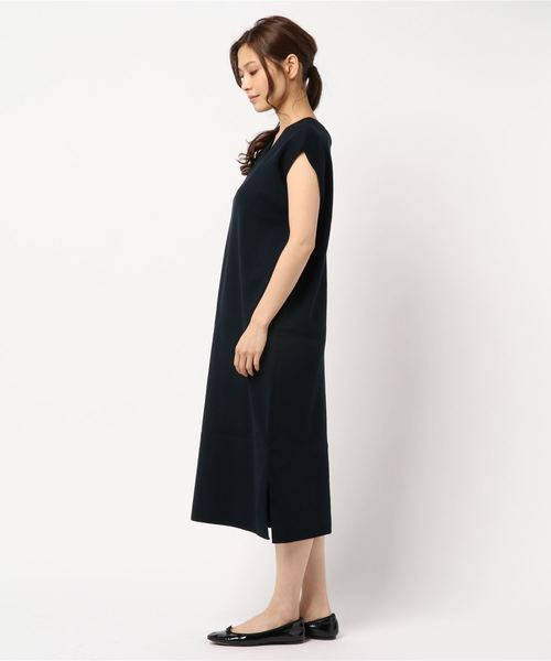 YECCA VECCA（イェッカヴェッカ）の「・オーガニックコットンニットワンピース ●（ワンピース・レディース・アイボリー/ネイビー/ラベンダー・FREE）」の4枚目の写真