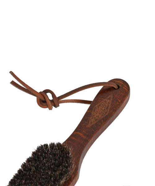 DULTON（ダルトン）の「CLOTHES BRUSH /洋服 ブラシ（ランドリーグッズ・メンズ・その他・FREE）」の6枚目の写真