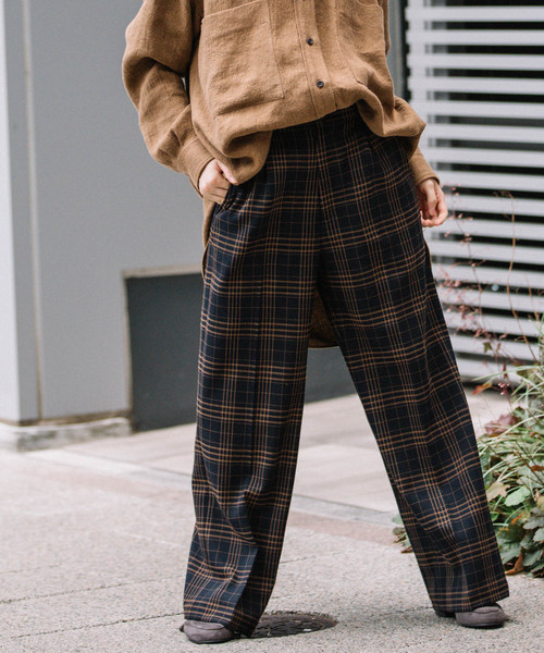 Munich(ミューニック)の「ウーリッシュツイード&チェック ワイドパンツ(その他パンツ・レディース・ダークブラウン/ネイビー/グレー/ブラウン系その他・XS/S/M)」の8枚目の写真
