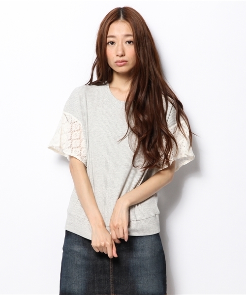 mystic(ミスティック)の「袖レースフレアリブプルオーバー(Tシャツ/カットソー・レディース・ブラック/グレー/オフホワイト/ベージュ・フリ-)」の10枚目の写真