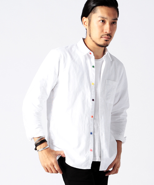 BEAMS（ビームス）の「◎BEAMS / カザリステッチマルチボタンシャツ（シャツ/ブラウス・メンズ・ホワイト/ブルー/その他1・SMALL/LARGE/MEDIUM/X-LARGE）」の2枚目の写真