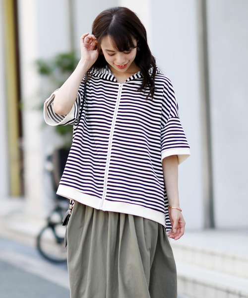 Girly Doll(ガーリードール)の「ボーダープルオーバー(Tシャツ/カットソー・レディース・キャメル/イエロー系その他/ブラック/ブラック系その他/イエロー/グリーン系その他/イエロー系その他2/グリーン・FREE)」の3枚目の写真