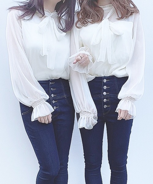 PairPair（ペアペア）の「シアーボウタイブラウス（シャツ/ブラウス・レディース・ブラック/アイボリー/モカ・FREE）」の2枚目の写真