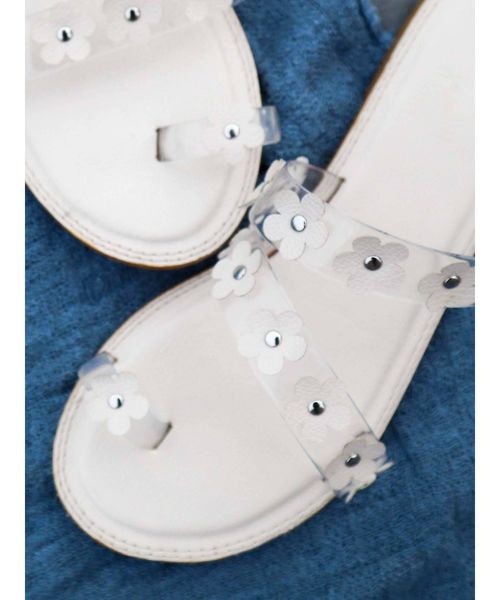 merry jenny（メリージェニー）の「クリアおはなストラップサンダル（サンダル・レディース・シルバー/オフホワイト/ピンク/ブラック・LARGE/MEDIUM）」の13枚目の写真