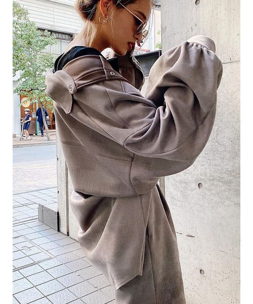 EMODA（エモダ）の「2ポケットボーイズシャツ（その他アウター・レディース・ブラック/ベージュ/グレー/その他・FREE）」の10枚目の写真