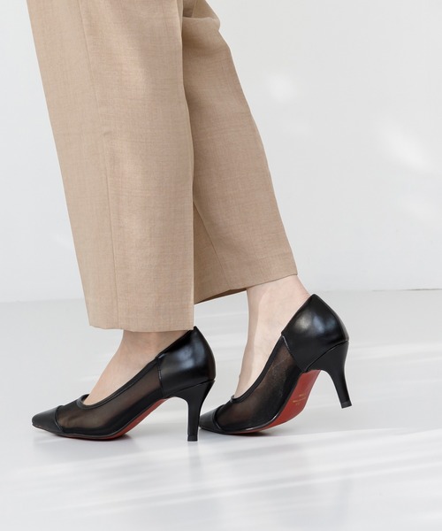 menue（メヌエ）の「【ふわっと軽い エアスイート】走れるパンプス 7cmヒールver（パンプス・レディース・ネイビー/グレー系その他/アイボリー/ブラウン系その他/グレイッシュベージュ/シルバー系その他/パイソン/レオパード/ブラック系その他3/ブラック系その他2/ブラック/ブラック系その他6/ブラック系その他4/ブラック系その他5/ベージュ系その他/ボルドー/アッシュグレー/ブラック系その他/ガンメタ/ベージュ系その他3/ベージュ系その他4/ホワイト系その他/グレー系その他2/ベージュ系その他2/ホワイト系その他2/アニマル/レッド系その他/ブルーグレー/ブラック系その他7/ベージュ系その他5/ホワイト系その他3/ベージュ系その他6/ライトグリーン/ダークネイビー/ダークパープル/グリーン/ダークグレー/カラフル/オフホワイト/ベージュ系/ベージュ系その他7/ライトグレー/ブラック系/シルバー系/ライトグレー系/ブラック系2/ブラウン系その他2/シルバー/ブラック系1/ブラック系3/シルバー系1/ダークブラウン・24.5cm/22.5cm/25.0cm/23.5cm/25.5cm/21.5cm/22.0cm/26.0cm/26.5cm/23.0cm/24.0cm/21.0cm）」の14枚目の写真