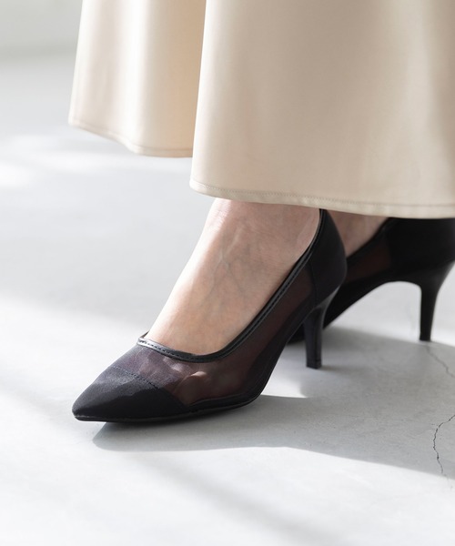menue（メヌエ）の「【ふわっと軽い エアスイート】走れるパンプス 7cmヒールver（パンプス・レディース・ネイビー/グレー系その他/アイボリー/ブラウン系その他/グレイッシュベージュ/シルバー系その他/パイソン/レオパード/ブラック系その他3/ブラック系その他2/ブラック/ブラック系その他6/ブラック系その他4/ブラック系その他5/ベージュ系その他/ボルドー/アッシュグレー/ブラック系その他/ガンメタ/ベージュ系その他3/ベージュ系その他4/ホワイト系その他/グレー系その他2/ベージュ系その他2/ホワイト系その他2/アニマル/レッド系その他/ブルーグレー/ブラック系その他7/ベージュ系その他5/ホワイト系その他3/ベージュ系その他6/ライトグリーン/ダークネイビー/ダークパープル/グリーン/ダークグレー/カラフル/オフホワイト/ベージュ系/ベージュ系その他7/ライトグレー/ブラック系/シルバー系/ライトグレー系/ブラック系2/ブラウン系その他2/シルバー/ブラック系1/ブラック系3/シルバー系1/ダークブラウン・24.5cm/22.5cm/25.0cm/23.5cm/25.5cm/21.5cm/22.0cm/26.0cm/26.5cm/23.0cm/24.0cm/21.0cm）」の17枚目の写真