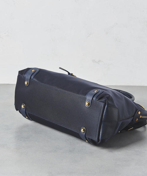 TOFF&LOADSTONE（トフアンドロードストーン）の「【別注】＜TOFF&LOADSTONE（トフアンドロードストーン）＞ナイロン ブリーフ バッグ†（トートバッグ・レディース・ブラック/ダークブラウン/ネイビー/モカ/ベージュ・フリー）」の9枚目の写真