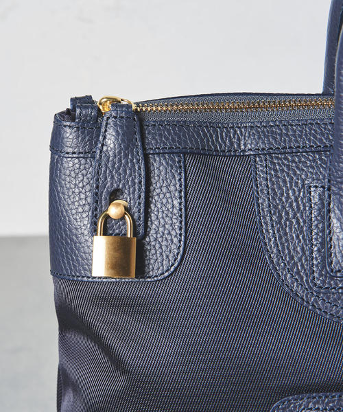 TOFF&LOADSTONE（トフアンドロードストーン）の「【別注】＜TOFF&LOADSTONE（トフアンドロードストーン）＞ナイロン ブリーフ バッグ†（トートバッグ・レディース・ブラック/ダークブラウン/ネイビー/モカ/ベージュ・フリー）」の19枚目の写真