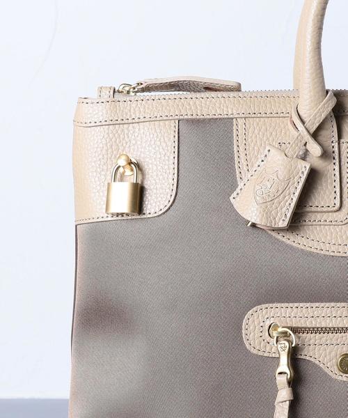 TOFF&LOADSTONE（トフアンドロードストーン）の「【別注】＜TOFF&LOADSTONE（トフアンドロードストーン）＞ナイロン ブリーフ バッグ†（トートバッグ・レディース・ブラック/ダークブラウン/ネイビー/モカ/ベージュ・フリー）」の12枚目の写真