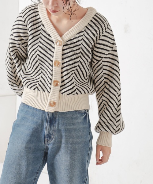 natural couture（ナチュラルクチュール）の「【WEB限定】ヘリンボーン前後2WAYカーディガン（カーディガン/ボレロ・レディース・ブラック/ベージュ/ミント・FREE）」の2枚目の写真