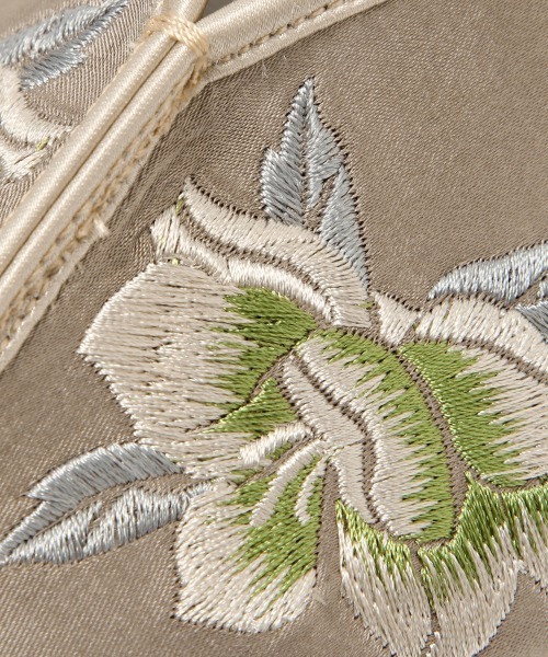 GLOBAL WORK（グローバルワーク）の「フラットチャイナシューズ/930419（その他シューズ・レディース・ブラック/アイボリー/ベージュ系その他・MEDIUM/LARGE）」の7枚目の写真