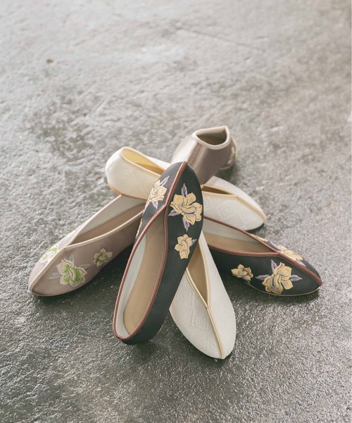 GLOBAL WORK（グローバルワーク）の「フラットチャイナシューズ/930419（その他シューズ・レディース・ブラック/アイボリー/ベージュ系その他・MEDIUM/LARGE）」の20枚目の写真