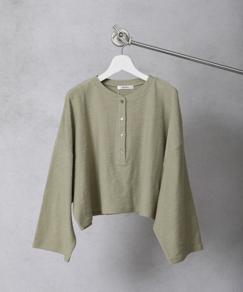ap retro（アプレトロ）の「フクレジャガードヘンリーネックプルオーバー【ZOZOTOWN限定商品】（Tシャツ/カットソー・レディース・ブラック/ライトカーキ/ライトベージュ・FREE）」の16枚目の写真