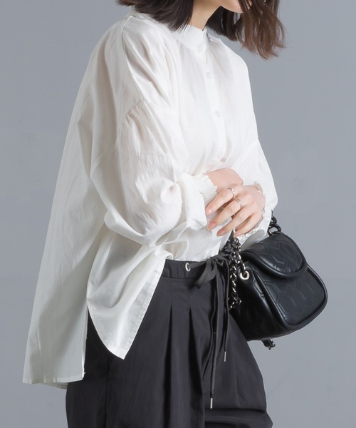 OMNES（オムネス）の「ドットジャガードフリル衿シャツ（シャツ/ブラウス・レディース・ホワイト/ネイビー/イエロー・FREE）」の8枚目の写真