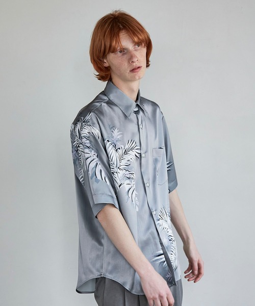 UNITED TOKYO（ユナイテッドトウキョウ）の「カームボタニカルシャツ（シャツ/ブラウス・メンズ・ライトグレー/ブラック・1/2/3）」の16枚目の写真