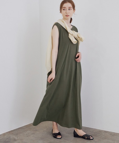 MADEMOISELLE ROPE'(マドモアゼル ロペ)の「バッククロスジャージーロングワンピース(ワンピース・レディース・ブラック/グリーン系その他/ピンク系その他2・38)」の3枚目の写真