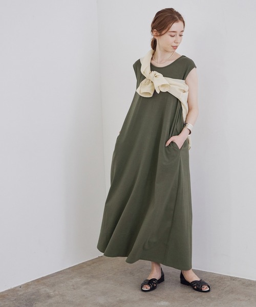 MADEMOISELLE ROPE'(マドモアゼル ロペ)の「バッククロスジャージーロングワンピース(ワンピース・レディース・ブラック/グリーン系その他/ピンク系その他2・38)」の19枚目の写真