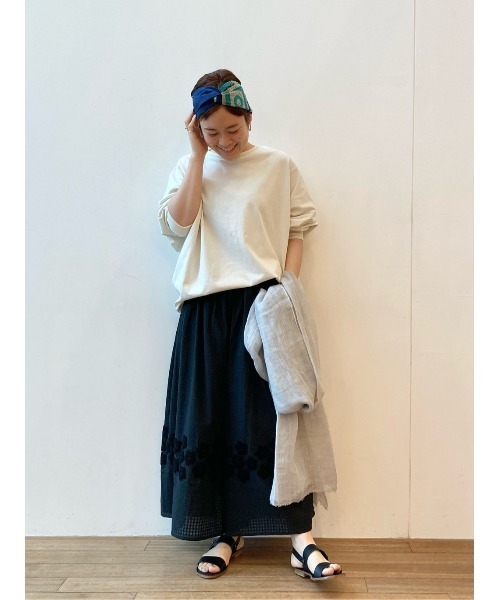 BEARDSLEY（ビアズリー）の「裾刺繍ギャザーパンツ（その他パンツ・レディース・ホワイト/ブラック・FREE）」の4枚目の写真