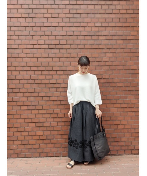 BEARDSLEY（ビアズリー）の「裾刺繍ギャザーパンツ（その他パンツ・レディース・ホワイト/ブラック・FREE）」の7枚目の写真