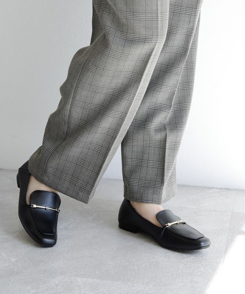 chocolates（チョコラテス）の「晴雨兼用 2way バブーシュ ソフトビットローファー【日本製】（ローファー・レディース・ブルー/ブラック/ホワイト/ダークベージュ/ブラウン系その他/シルバー・24cm/25cm/23.5cm/24.5cm/22.5cm/23cm/22cm/24.5㎝）」の8枚目の写真