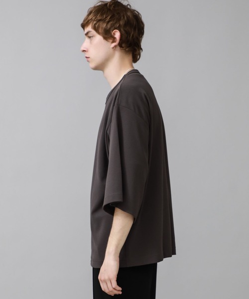 SHAREEF(シャリーフ)の「【SHAREEF】EX.GERORGETTE BIG TEE(Tシャツ/カットソー・メンズ・ブラック/ブラウン/アイボリー・1/2)」の11枚目の写真