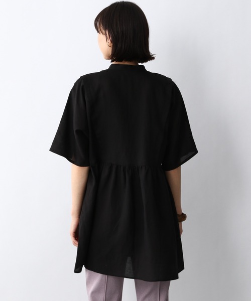 A part by(アパートバイ)の「RyLiペプラム半袖シャツ 949569(シャツ/ブラウス・レディース・ブラック/オフホワイト/グリーン系その他4/パープル系その他5・FREE)」の21枚目の写真