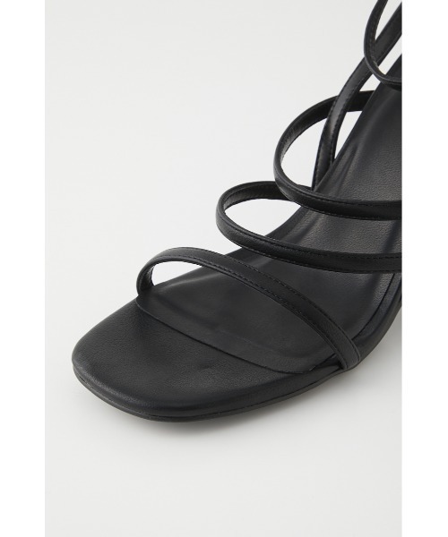 SLY(スライ)の「YNES ANKLE STRAP SANDAL アンクル ストラップ サンダル(サンダル・レディース・ブラック/アイボリー/マルチ・SMALL/MEDIUM/LARGE)」の14枚目の写真