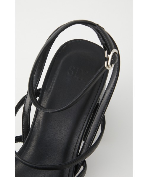 SLY(スライ)の「YNES ANKLE STRAP SANDAL アンクル ストラップ サンダル(サンダル・レディース・ブラック/アイボリー/マルチ・SMALL/MEDIUM/LARGE)」の16枚目の写真