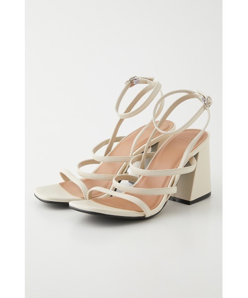 SLY(スライ)の「YNES ANKLE STRAP SANDAL アンクル ストラップ サンダル(サンダル・レディース・ブラック/アイボリー/マルチ・SMALL/MEDIUM/LARGE)」の4枚目の写真