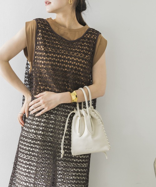 URBAN RESEARCH(アーバンリサーチ)の「バックデザインレースワンピース(ワンピース・レディース・ダークブラウン/グレー系その他・FREE)」の4枚目の写真