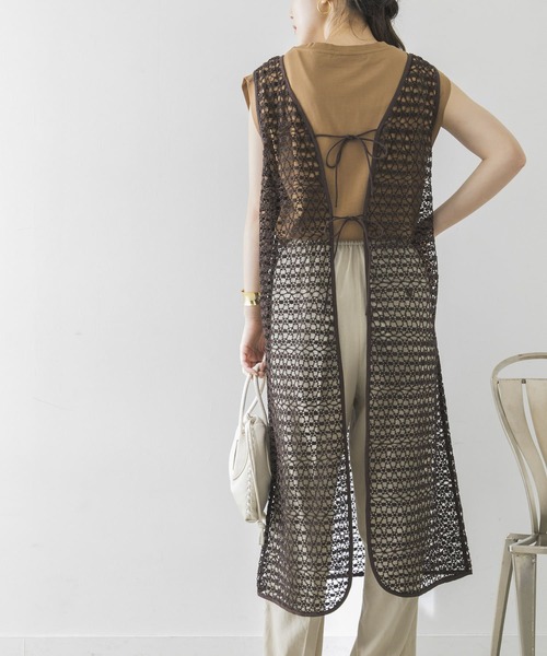 URBAN RESEARCH(アーバンリサーチ)の「バックデザインレースワンピース(ワンピース・レディース・ダークブラウン/グレー系その他・FREE)」の3枚目の写真