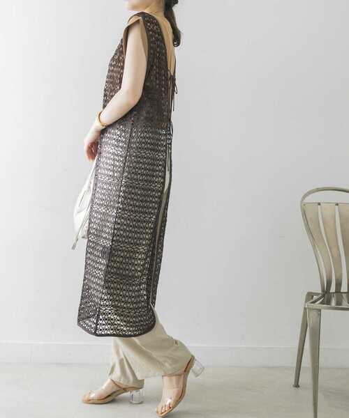 URBAN RESEARCH(アーバンリサーチ)の「バックデザインレースワンピース(ワンピース・レディース・ダークブラウン/グレー系その他・FREE)」の8枚目の写真
