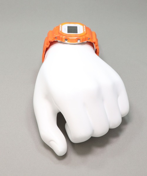 G-SHOCK（ジーショック）の「5600シリーズ / DW-5600WS-4JF（デジタル腕時計・メンズ・オレンジ・FREE）」の5枚目の写真