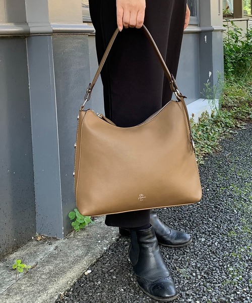 Pi(ピーアイ)の「スダッズ付き2WAYショルダーバッグ(ショルダーバッグ・レディース・ブラック/ブラウン/ブルー/ボルドー/アイボリー・フリー)」の20枚目の写真