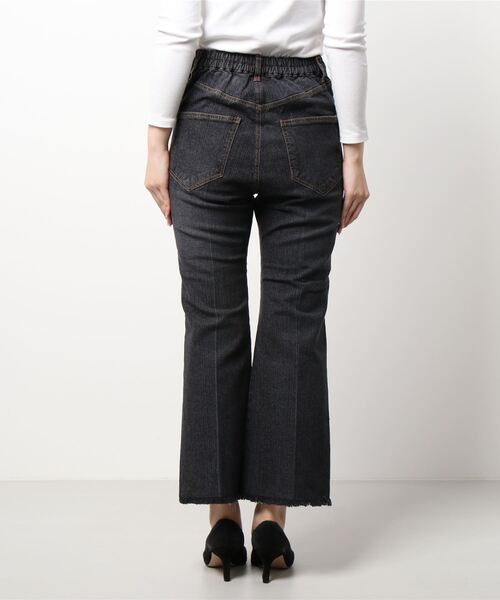 refinedworks（リファインドワークス）の「ストレッチセミフレアデニムパンツ（デニムパンツ・レディース・ブラック/インディゴブルー・FREE）」の15枚目の写真