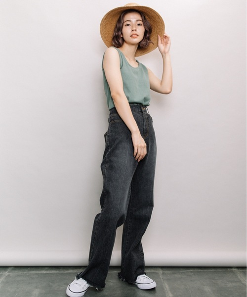 refinedworks（リファインドワークス）の「ストレッチセミフレアデニムパンツ（デニムパンツ・レディース・ブラック/インディゴブルー・FREE）」の2枚目の写真