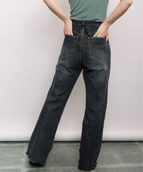 refinedworks（リファインドワークス）の「ストレッチセミフレアデニムパンツ（デニムパンツ・レディース・ブラック/インディゴブルー・FREE）」の5枚目の写真