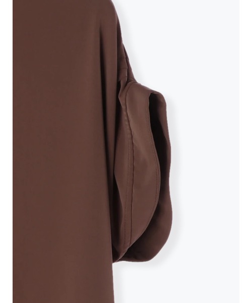 Te chichi（テチチ）の「肩タックTバー釦シャツブラウス（シャツ/ブラウス・レディース・ブラウン/ブラック/オフホワイト・ﾌﾘ-）」の17枚目の写真