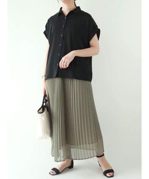 Te chichi（テチチ）の「肩タックTバー釦シャツブラウス（シャツ/ブラウス・レディース・ブラウン/ブラック/オフホワイト・ﾌﾘ-）」の8枚目の写真