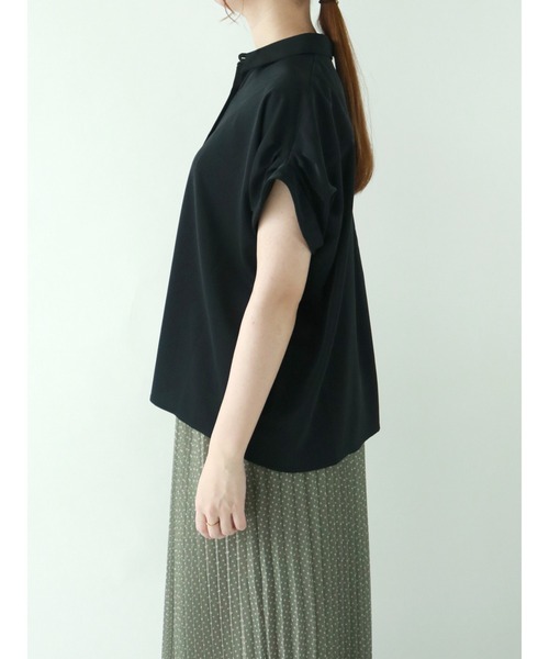 Te chichi（テチチ）の「肩タックTバー釦シャツブラウス（シャツ/ブラウス・レディース・ブラウン/ブラック/オフホワイト・ﾌﾘ-）」の9枚目の写真