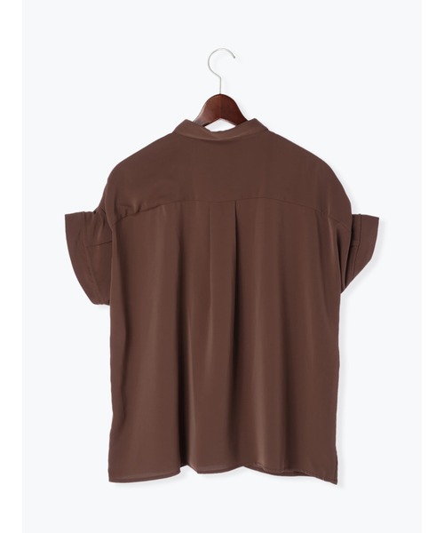 Te chichi（テチチ）の「肩タックTバー釦シャツブラウス（シャツ/ブラウス・レディース・ブラウン/ブラック/オフホワイト・ﾌﾘ-）」の16枚目の写真