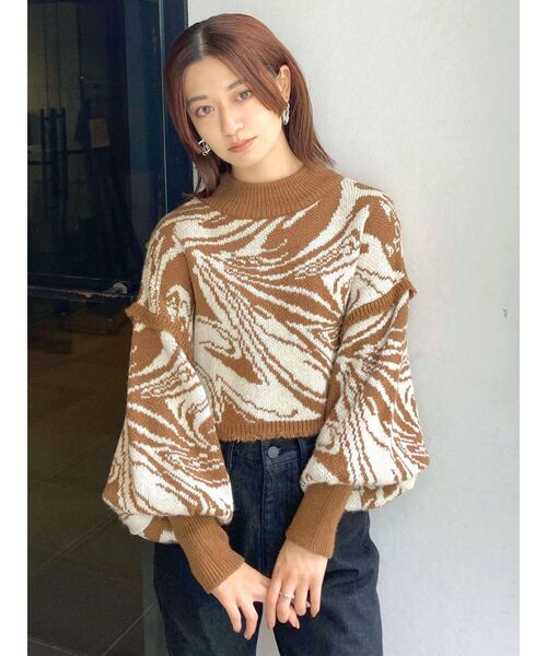 EMODA(エモダ)の「アップネックボリュームスリーブニット(ニット/セーター・レディース・ブラック/グリーン/その他/その他1・FREE)」の6枚目の写真