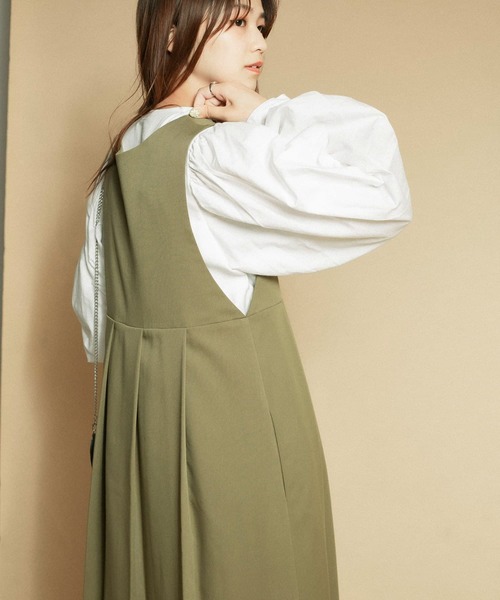 KBF（ケイビーエフ）の「ボリュームスリーブドッキングカットソー（Tシャツ/カットソー・レディース・ブラック/オフホワイト/ベージュ系その他・ONE）」の9枚目の写真