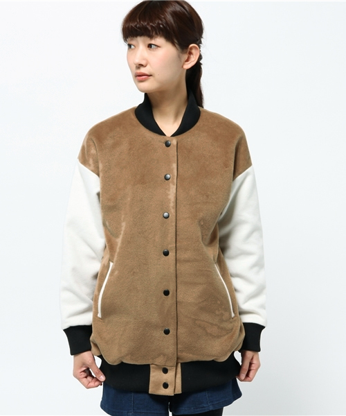 one after another NICE CLAUP（ワンアフターアナザーナイスクラップ）の「【ナイスクラップ】ビックスタジャン（ブルゾン・レディース・ベージュ/ネイビー/ブラック系その他・FREE）」の4枚目の写真