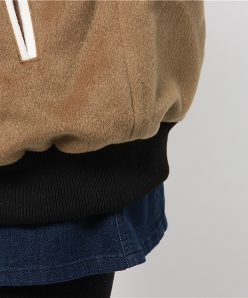 one after another NICE CLAUP（ワンアフターアナザーナイスクラップ）の「【ナイスクラップ】ビックスタジャン（ブルゾン・レディース・ベージュ/ネイビー/ブラック系その他・FREE）」の12枚目の写真