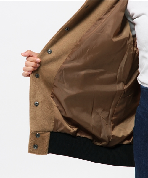 one after another NICE CLAUP（ワンアフターアナザーナイスクラップ）の「【ナイスクラップ】ビックスタジャン（ブルゾン・レディース・ベージュ/ネイビー/ブラック系その他・FREE）」の15枚目の写真