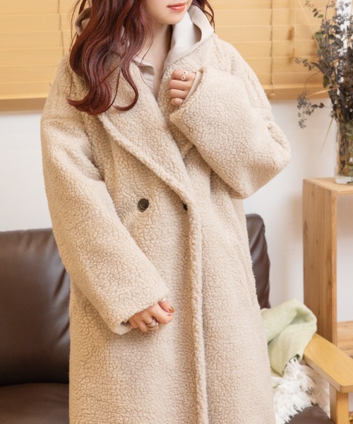 Mysa&Liina（ミーサリーナ）の「ボアロングガウンコート（ブルゾン・レディース・モカ/キナリ・M）」の13枚目の写真